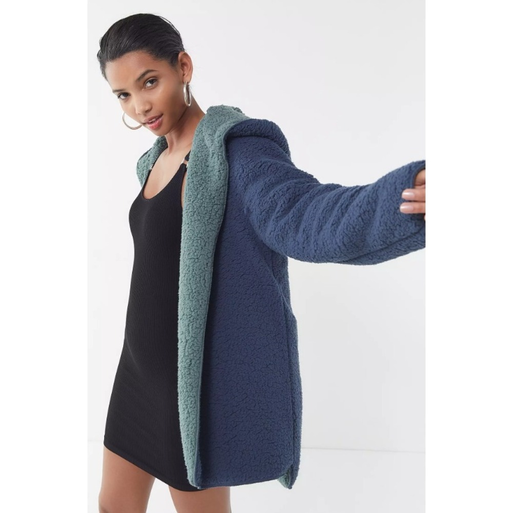 Urban Outfitters NEW Women Carmella Cozy Reversible Teddy Jacket Fleece XS/S